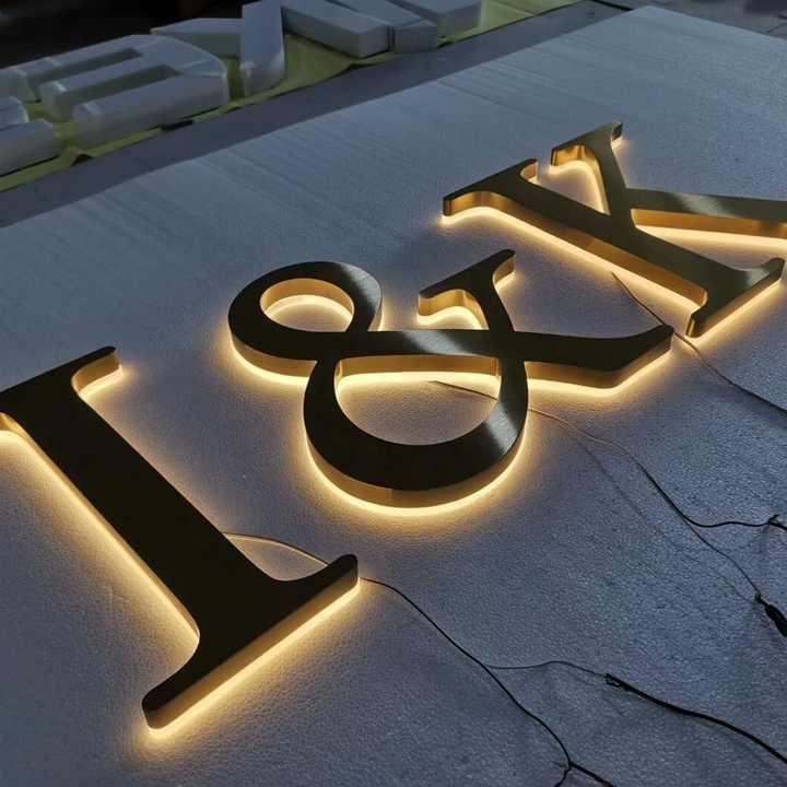 Manufacturer Custom Waterproof Led Illuminated Outdoor Light 3D Channel Letters Sings Store Front Led Signs