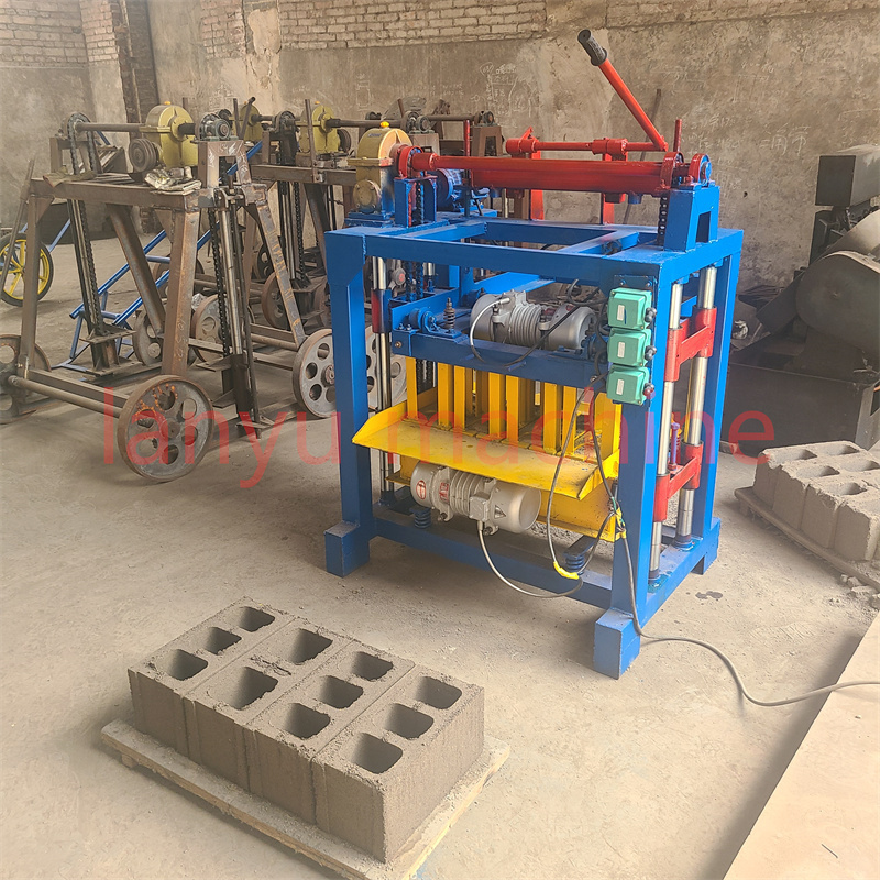 cement brick making machine/block making machine/cement block making machine