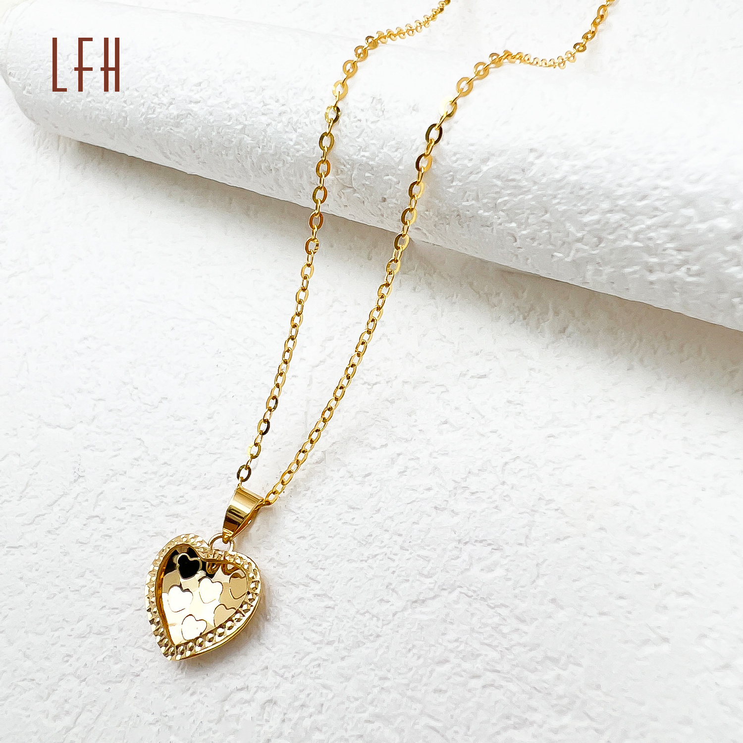 Trendy 18k Gold Yellow Heart Shape Real Gold 18K Pendant Necklaces Wholesale 18k Real Gold Mom Jewelry