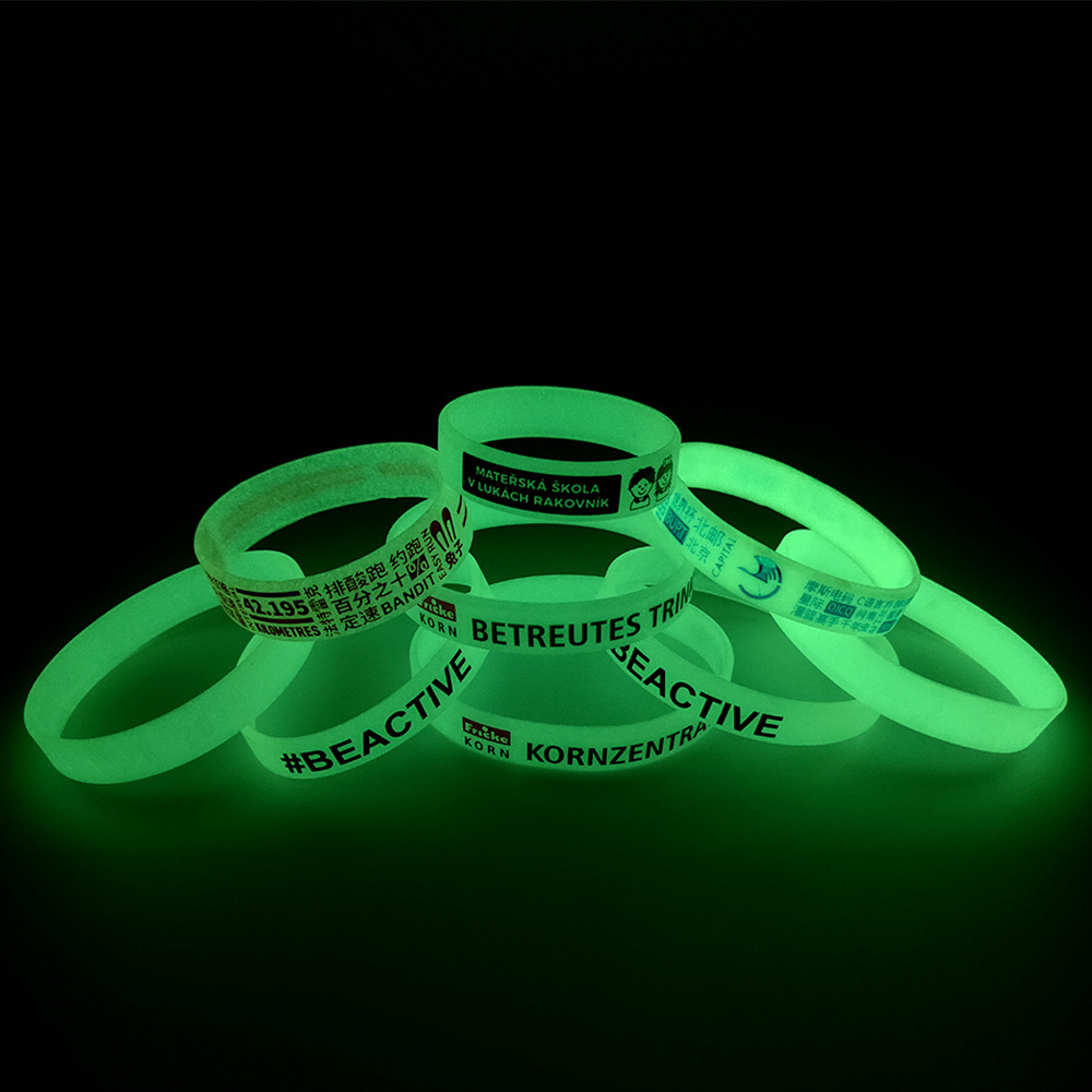 High quality bulk cheap custom logo festival party events ecofriendly rubber bracelet luminous glowing glow silicone wristband