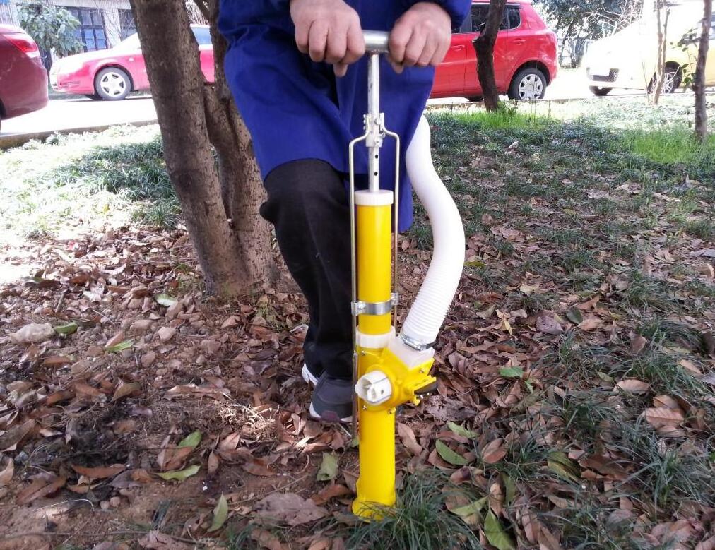 Manual Knapsack Pressure Sprayer Plastic Irrigating And Fertilizing Garden  fertilizer applicator for sale