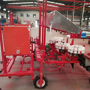 High quality plant greenhouse seedling transplanting machine Onion Carrot Vegetable greenhouse seedling transplanting machine