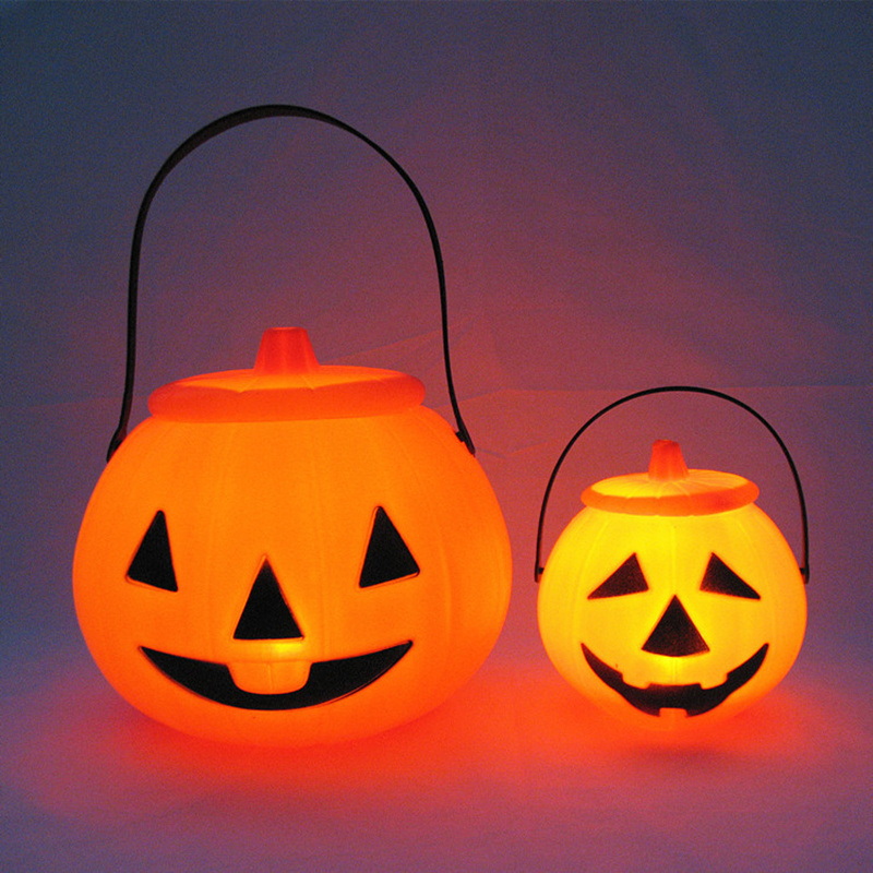 Halloween  plastic portable pumpkin lantern candy jar children's performance props pumpkin bucket with lids