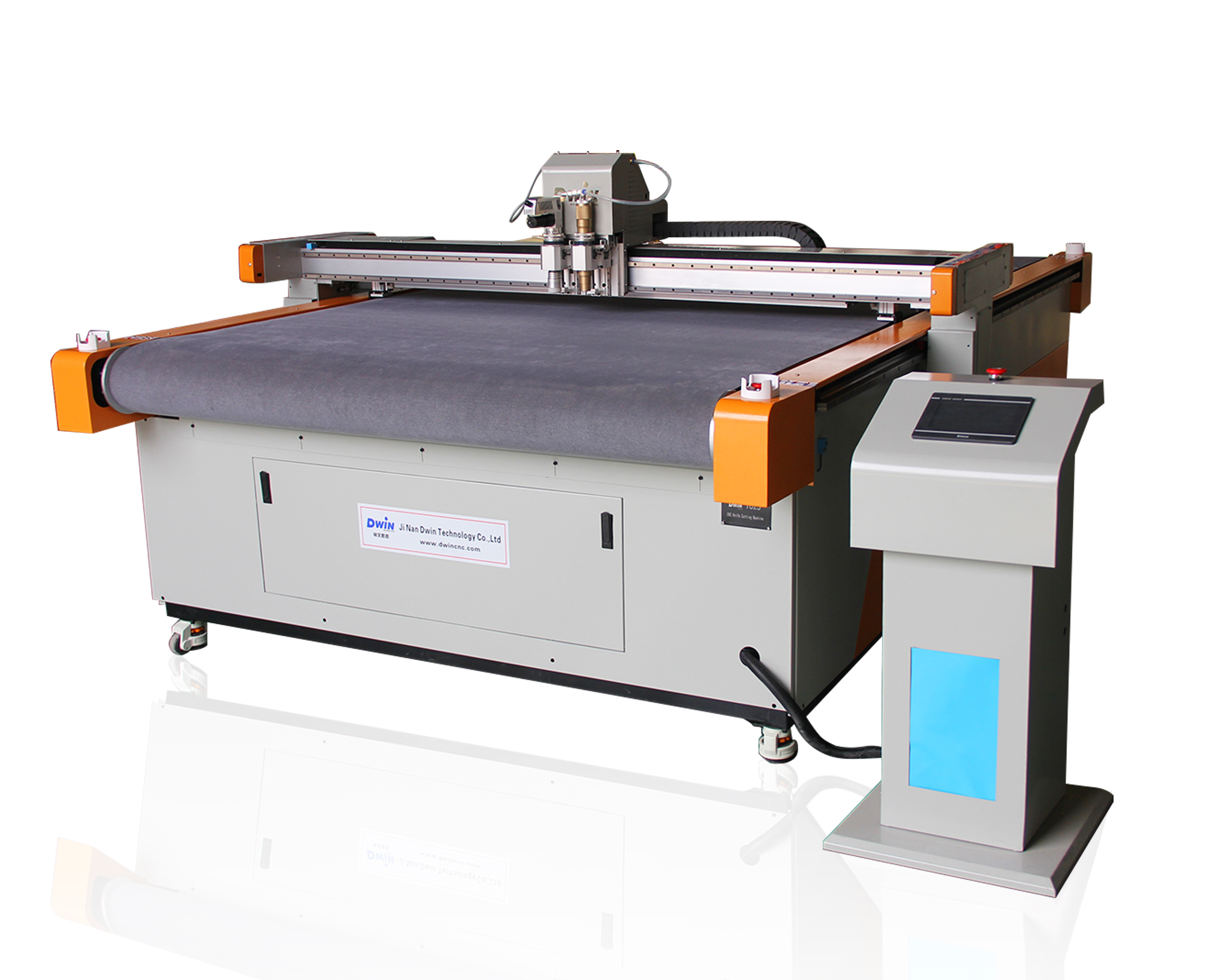 CNC oscillating knife cutting leather gasket machine