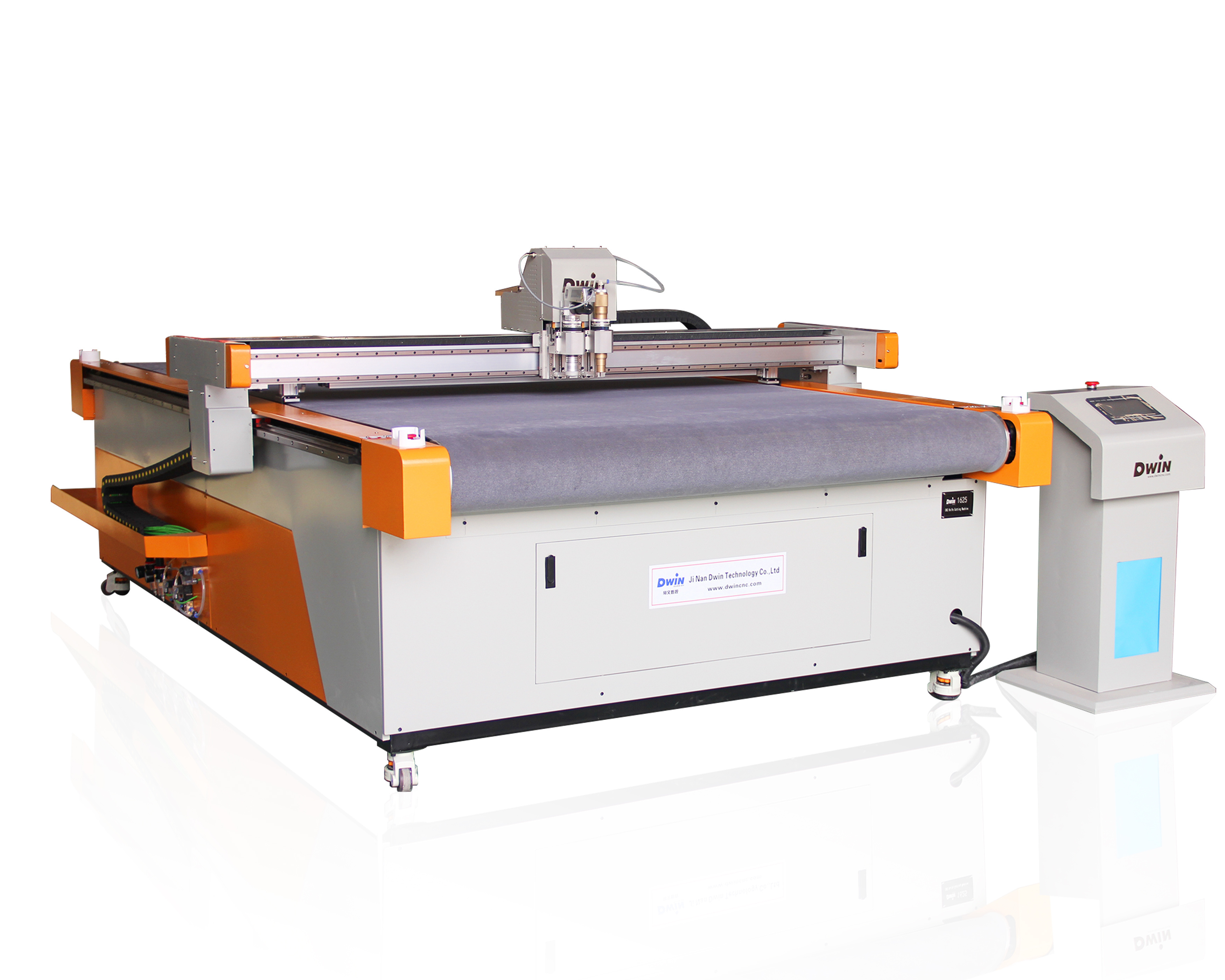 CNC oscillating knife cutting leather gasket machine