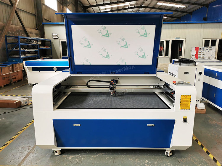 embroidery trademark logo co2 laser cutting machine with CCD function LM-1390