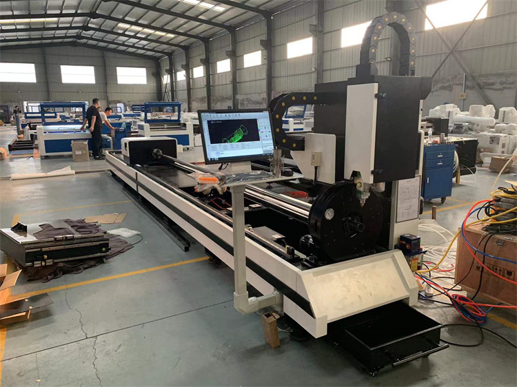 Hot sale Fiber Tube Laser Cutting Machine1000w 2000w Metal Tube Laser Cutting Machine with CE Certification