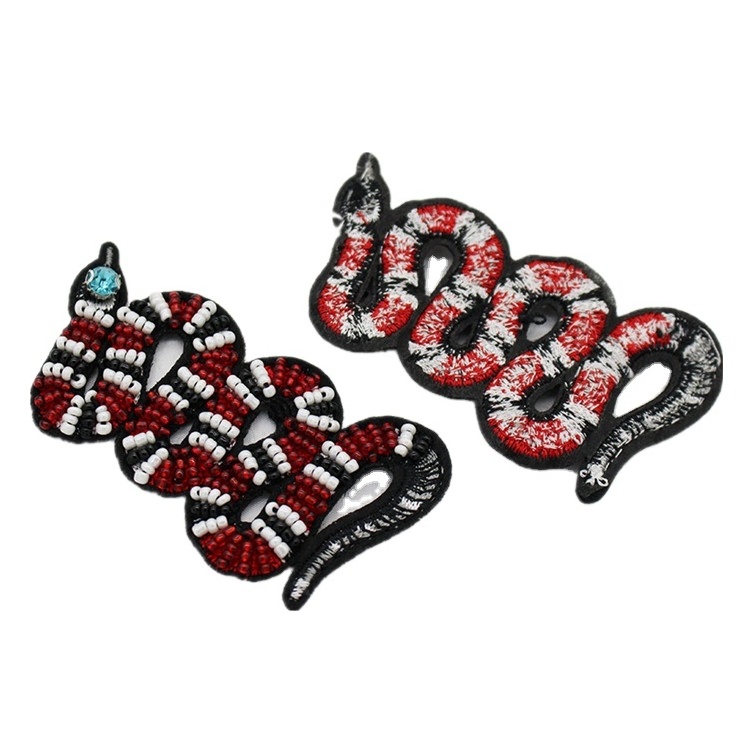 Chinese cheap custom dragon snake trucker  embroidery patch