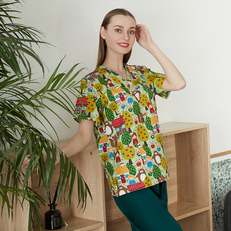 Wholesale Trendy Scrubs Breathable Nursing Stretch V-Neck Uniform Unisex Nurse Cartoon Print Scrub Tops