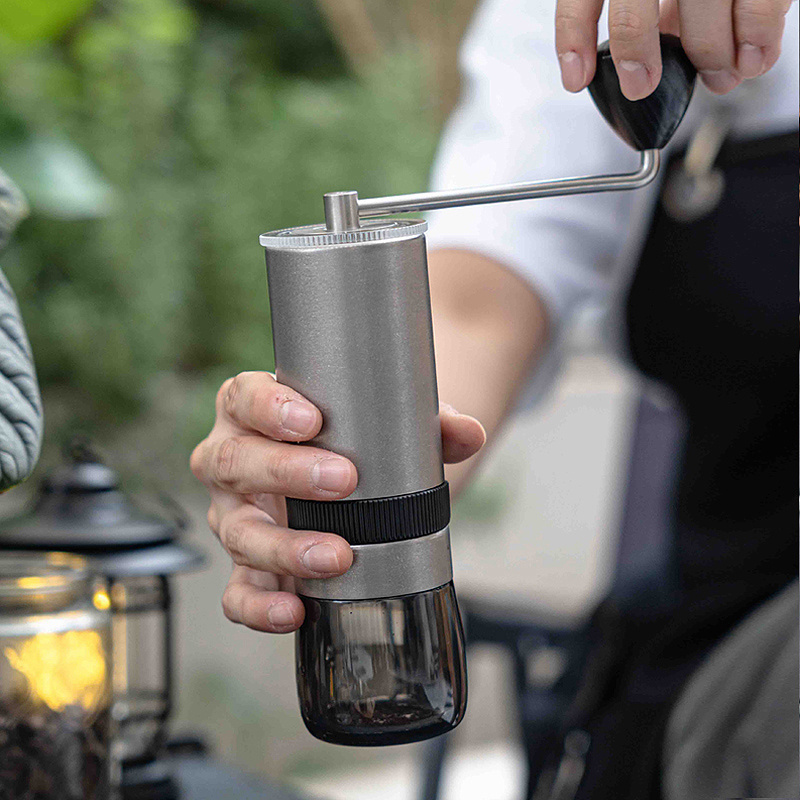 Free Samples Gifts Portable Conical Burr Hand Crank Adjustable Coffee Bean Grinder Stainless Steel Manual Mill Coffee Grinder