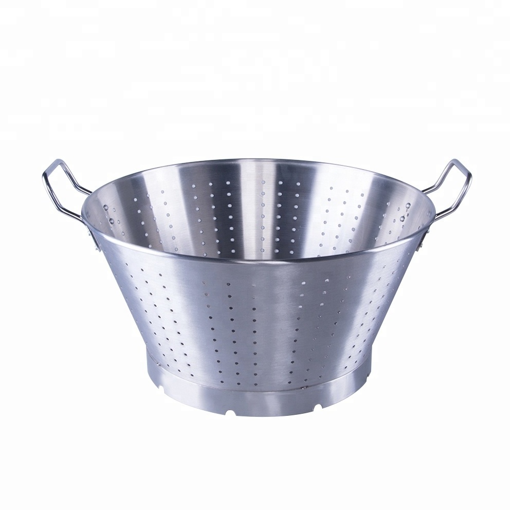 Kitchenware Metal Kitchen Mesh Big Fruit Vegetable Colander with Handle Hotel Uesd Stainless Steel Kitchen Accessories Support