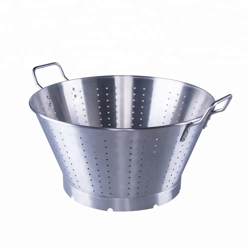 Kitchenware Metal Kitchen Mesh Big Fruit Vegetable Colander with Handle Hotel Uesd Stainless Steel Kitchen Accessories Support