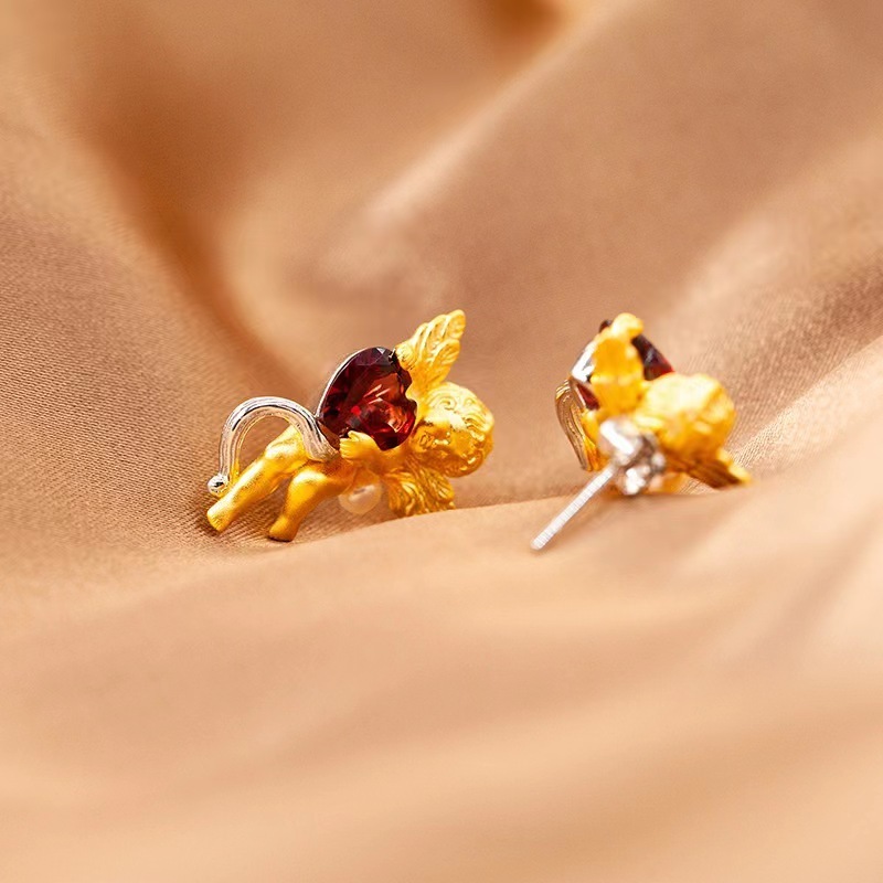 European Design Angel Collection Romantic Fashion Design 925 Silver Garnet Jewelry Stud Earrings Women's Model