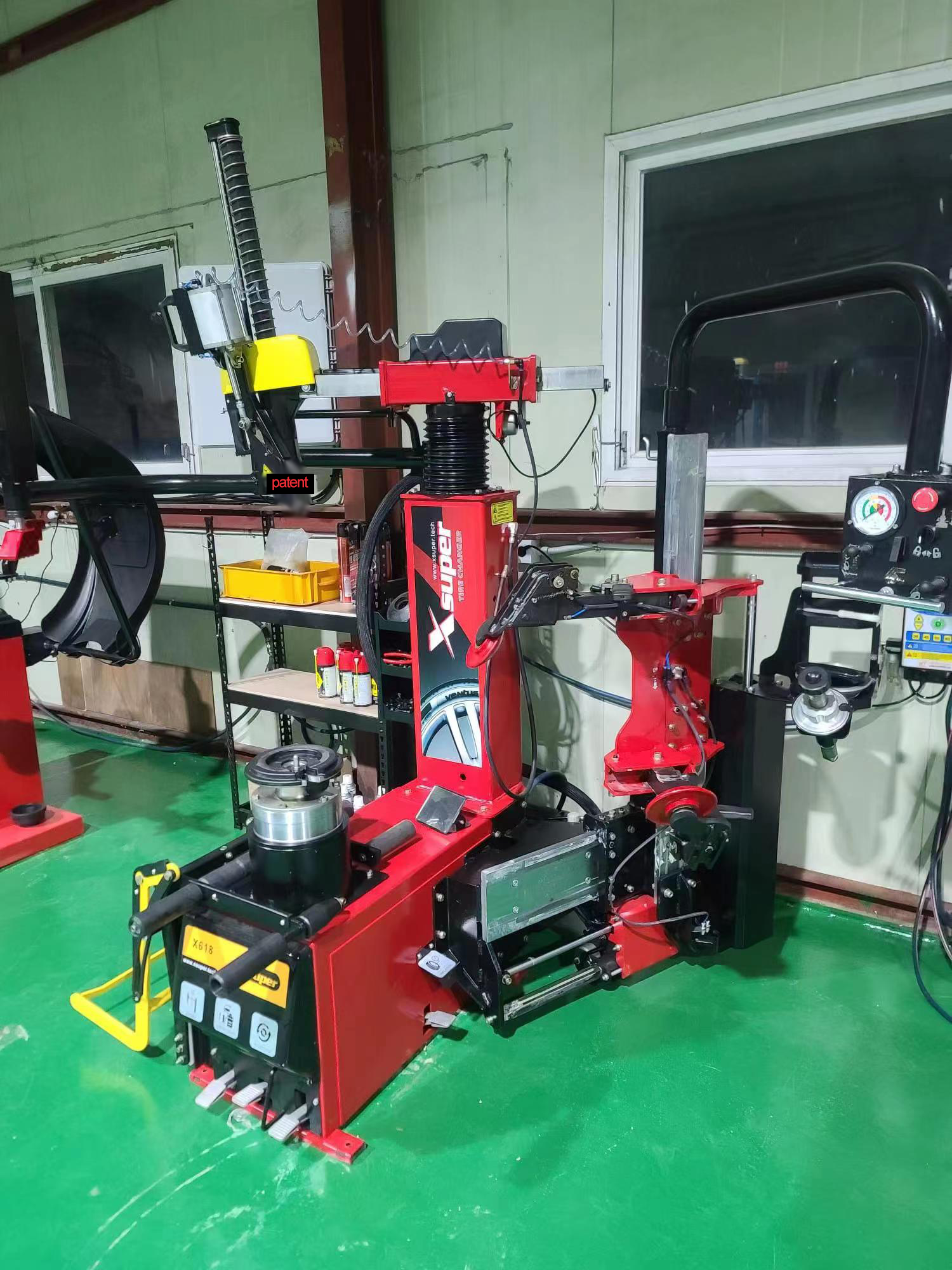 High quality Tire Changer  for Luxury Wheels with Dual-disc Bead Breaker