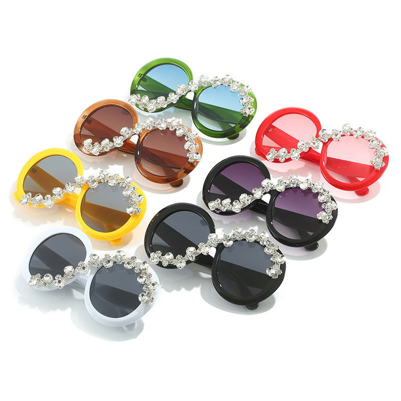 7311 Luxury Shades Oversized Trendy Rhinestone Sunglasses Large Frame Round Bling Diamond Sunglasses  Women Luxury Sunglasses