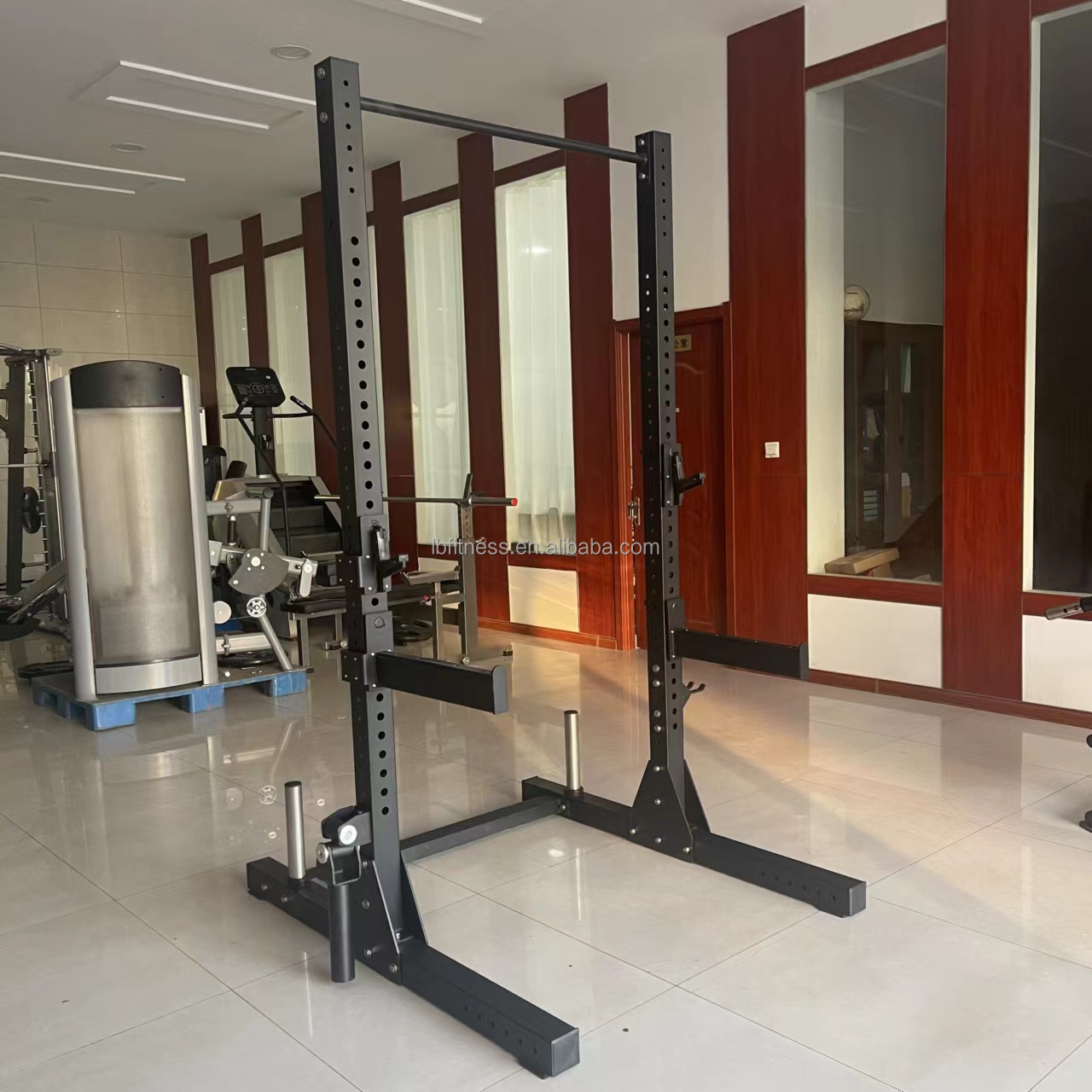 Gym Fitness Equipment Black Customized Steel Muscle Exercise Barbell Weightlifting Power Rack Half Squat Rack for sale