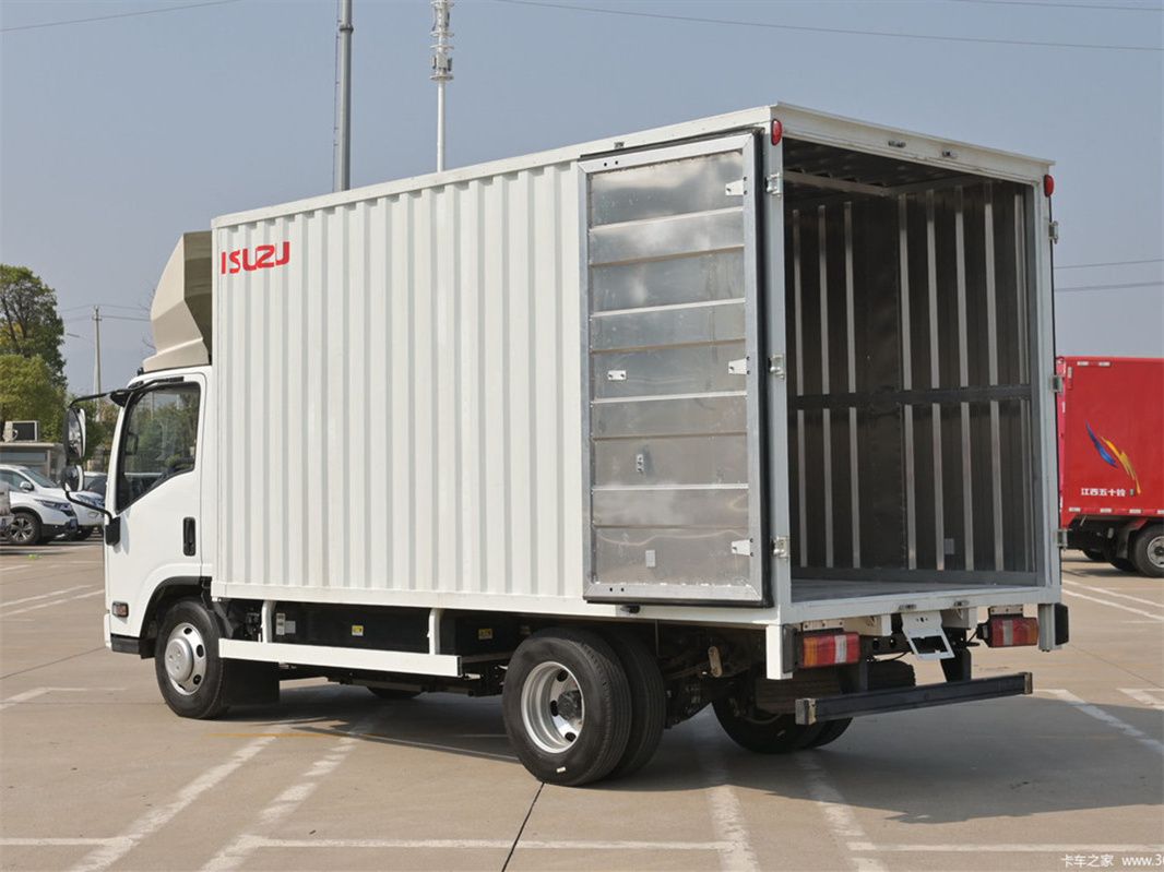 Factory Price Isuzu Light Truck 2023 107kwh Pure Electric