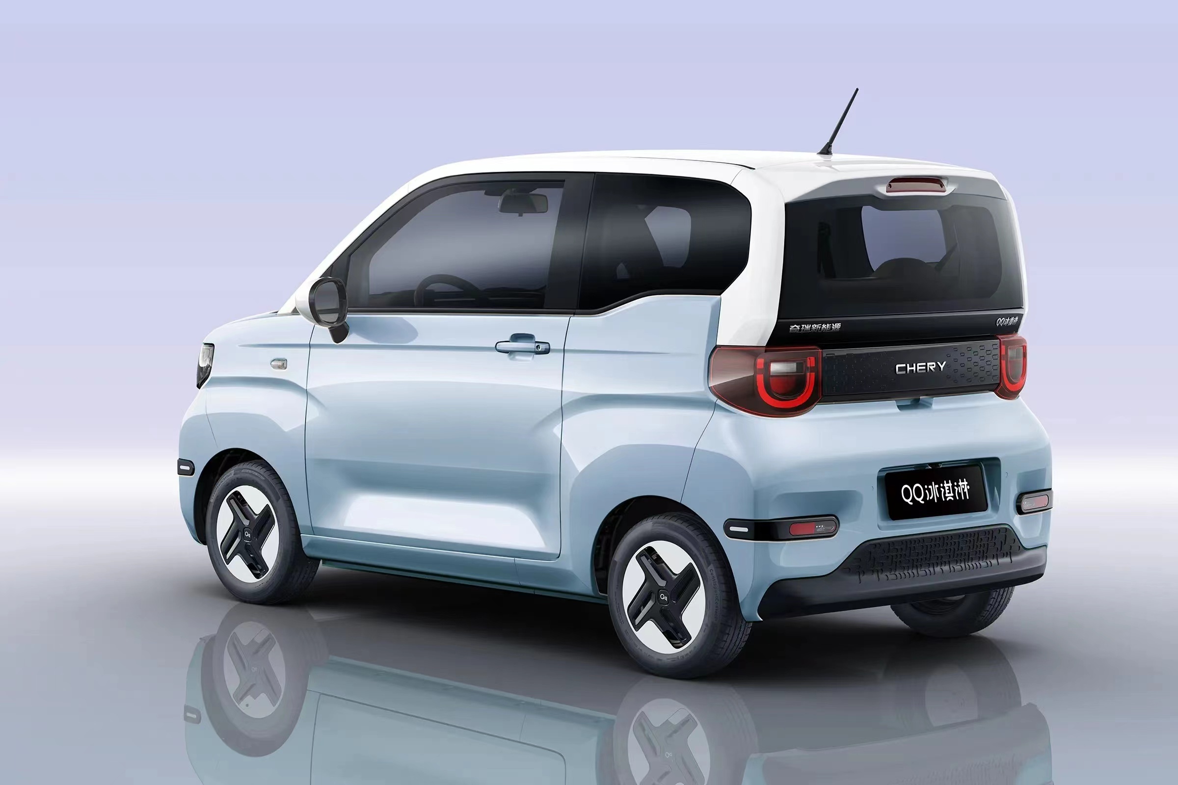 Ev New Mini Car Chery QQ Ice Cream 3-door 4-seater 20kw Mini Electric New Energy Mini Car