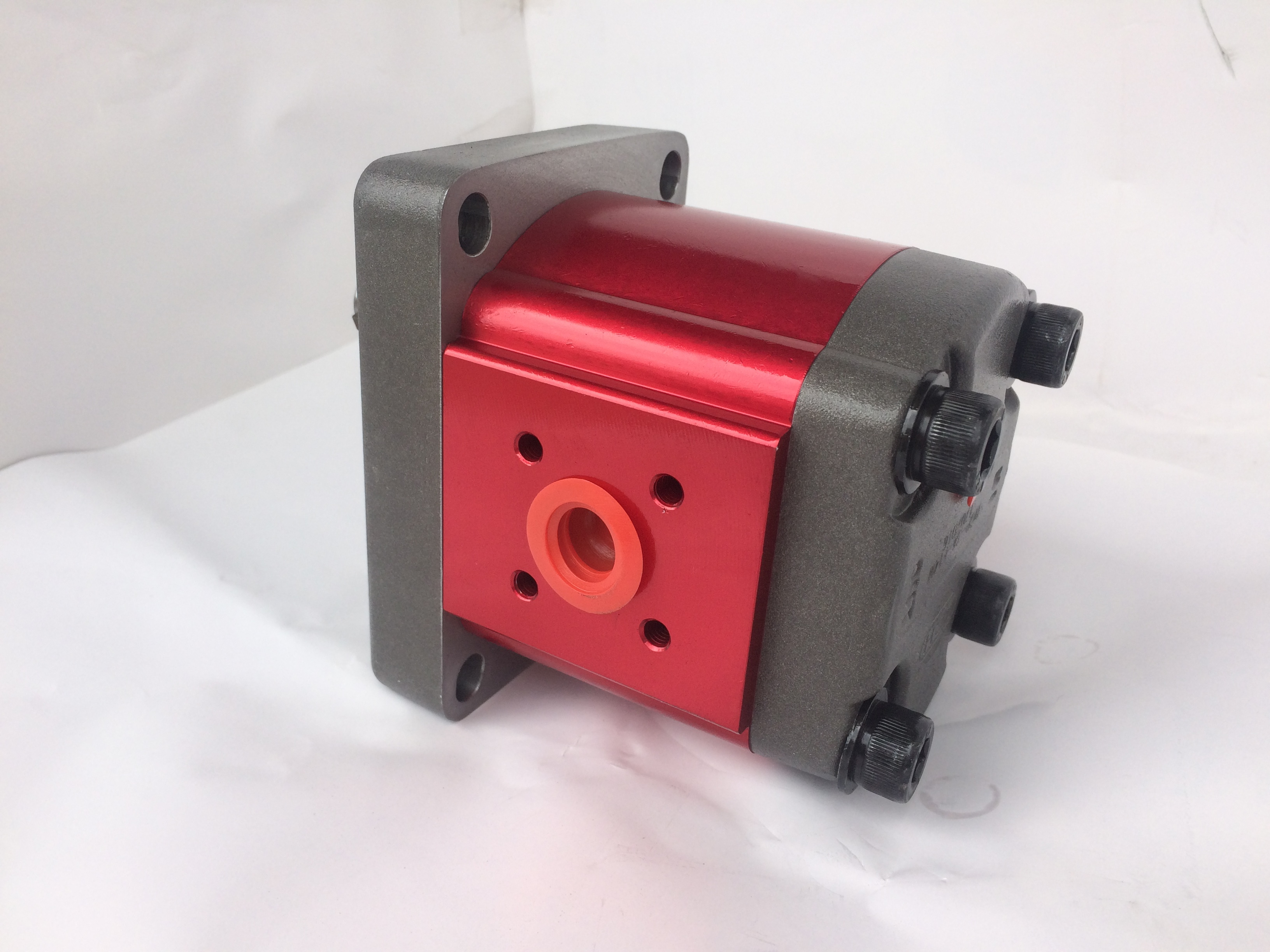 LCH hydraulic single gear pump 20cc hydraulic small dsplacement for agricultural machines parts manufacturers