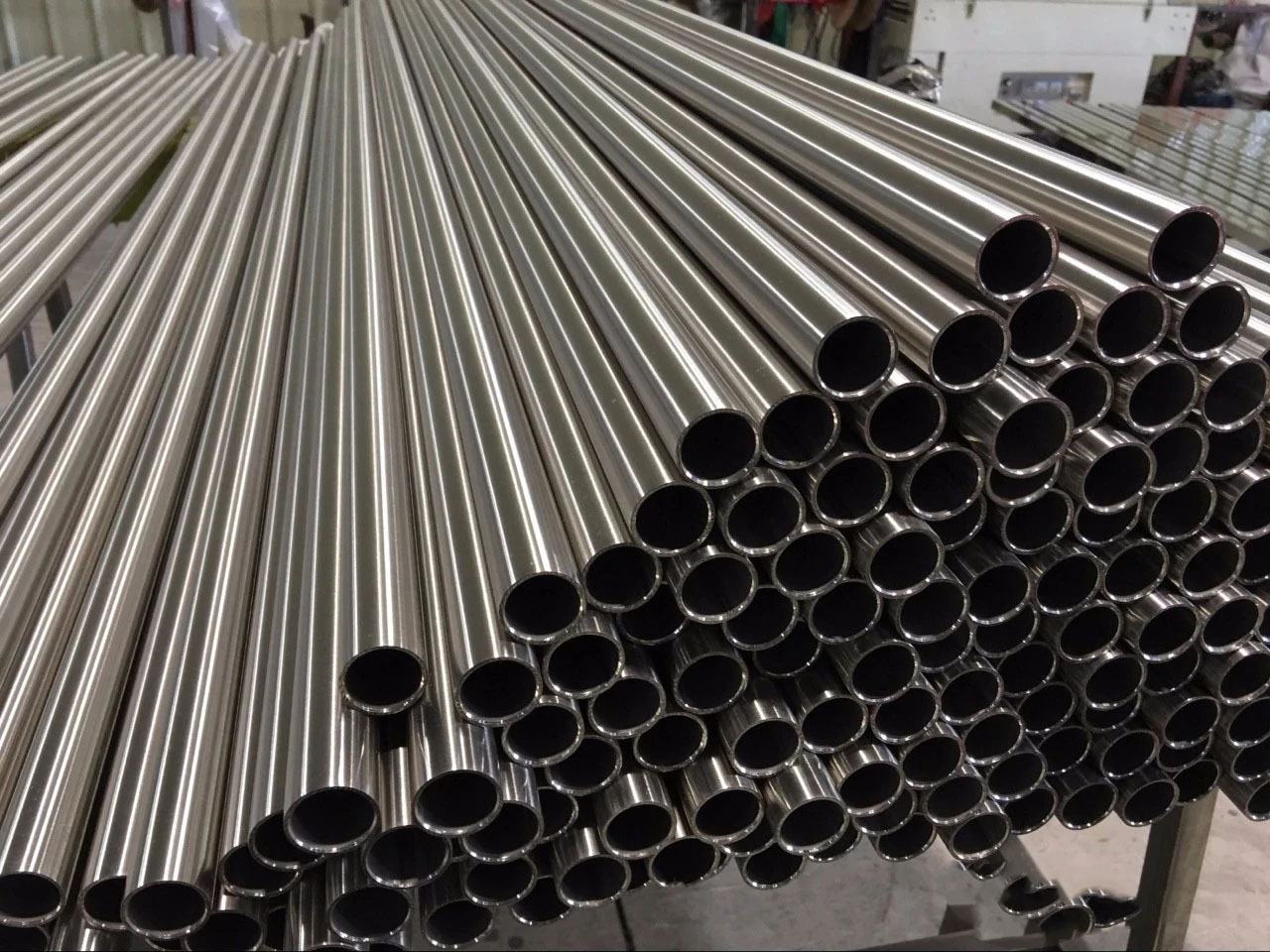 316 Seamless Tube Sanitary Piping Stainless Steel Fluid PipeDiary Tube ASTM A270 Sanitary Stainless Steel Tubing