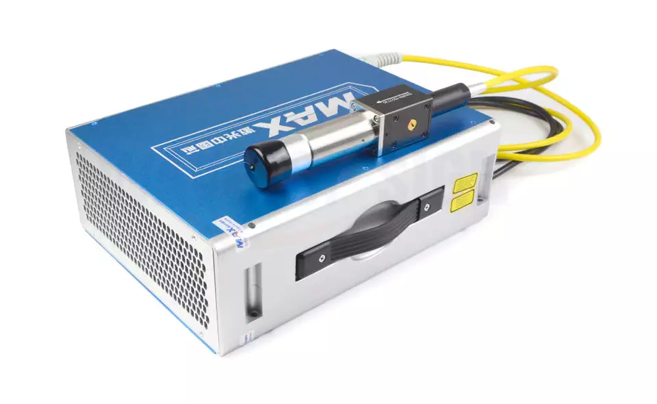 Max Easy-to-Integrate MFPT-20W-70W Fiber Laser with Adjustable Pulse Width and Frequency for Laser Equipment Parts