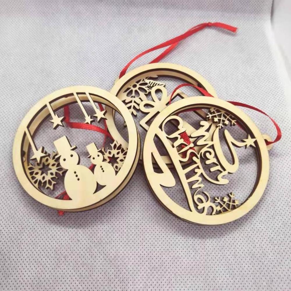 Wooden Round Bauble Blank Hanging Wood Pieces Christmas Tree Pendants Ornaments for Holiday Decoration and DIY Craft Making