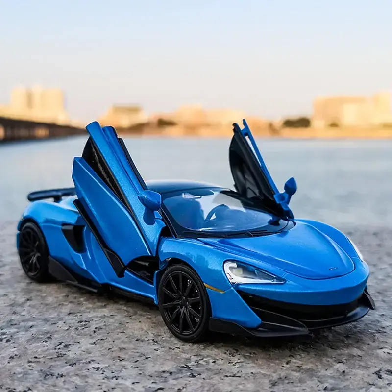 1:32 McLaren 600LT Car Model Toys Diecast Alloy Pullback Simulation Vehicles  Sound Light Hot Wheels Car  For Children Souvenir