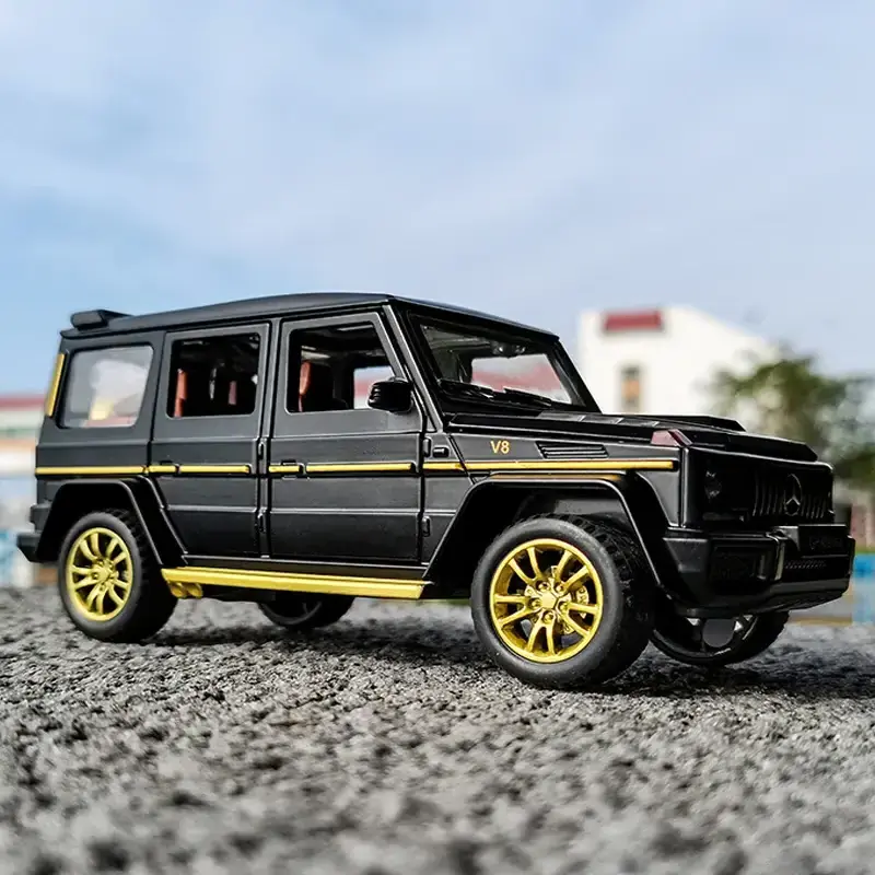 1:32 Benzs G63 Off-Road Alloy Model Cars With Sound And Light When Opening The Door Kids Toy  Collection Kids Super Gift