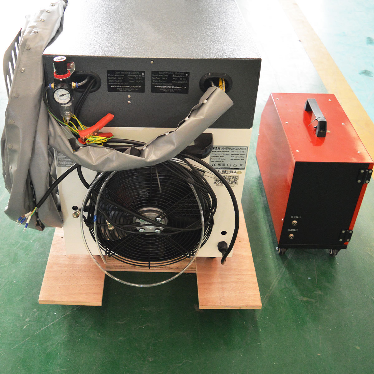 Integrated 1500W 2000W 3000W laser welding machine Stainless steel carbon steel aluminum laser welders