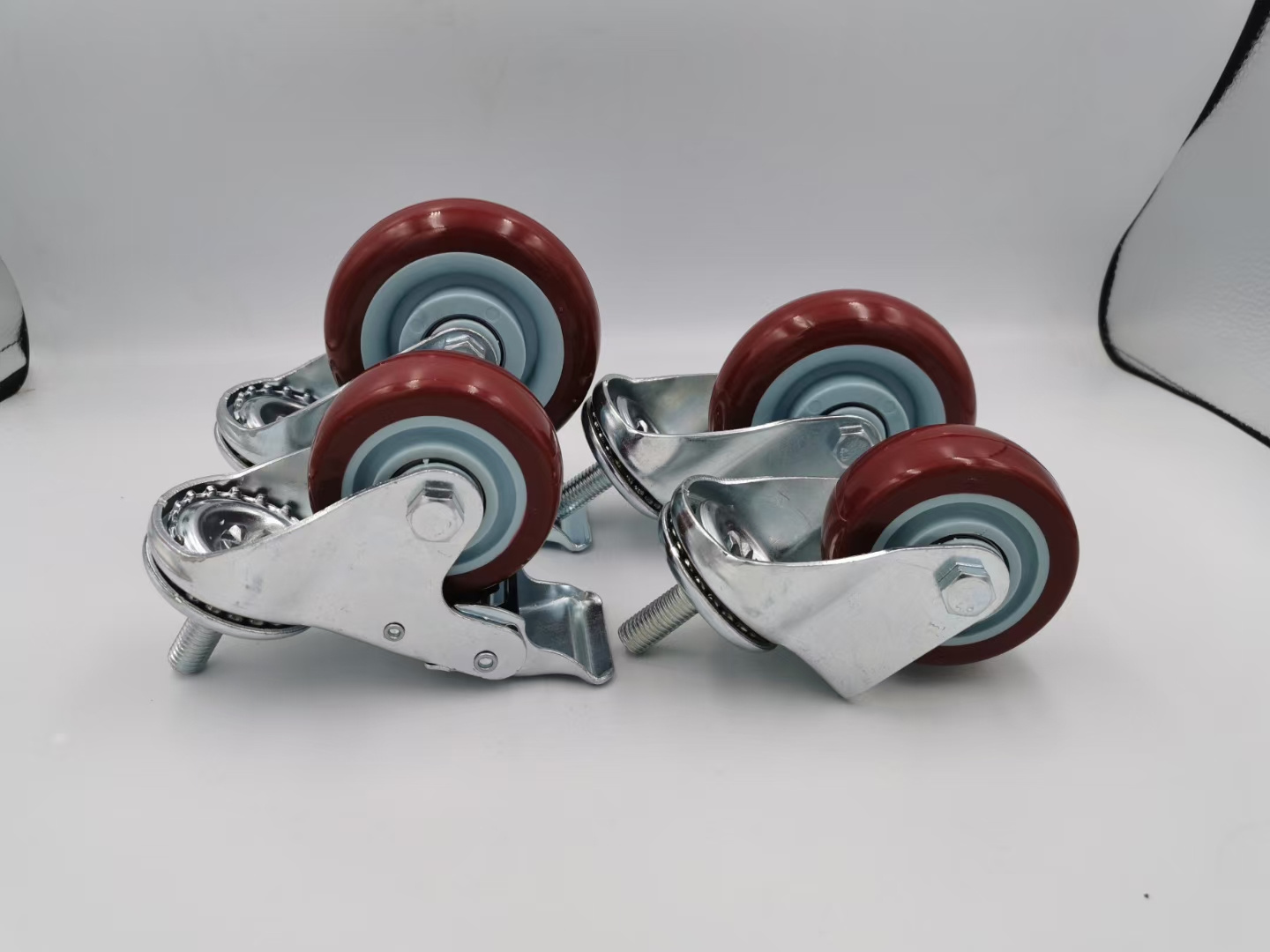 Custom 1500lbs 3 inch Heavy Duty Lockable Bearing Casters Wheels with Brakes for Furniture and Workbench