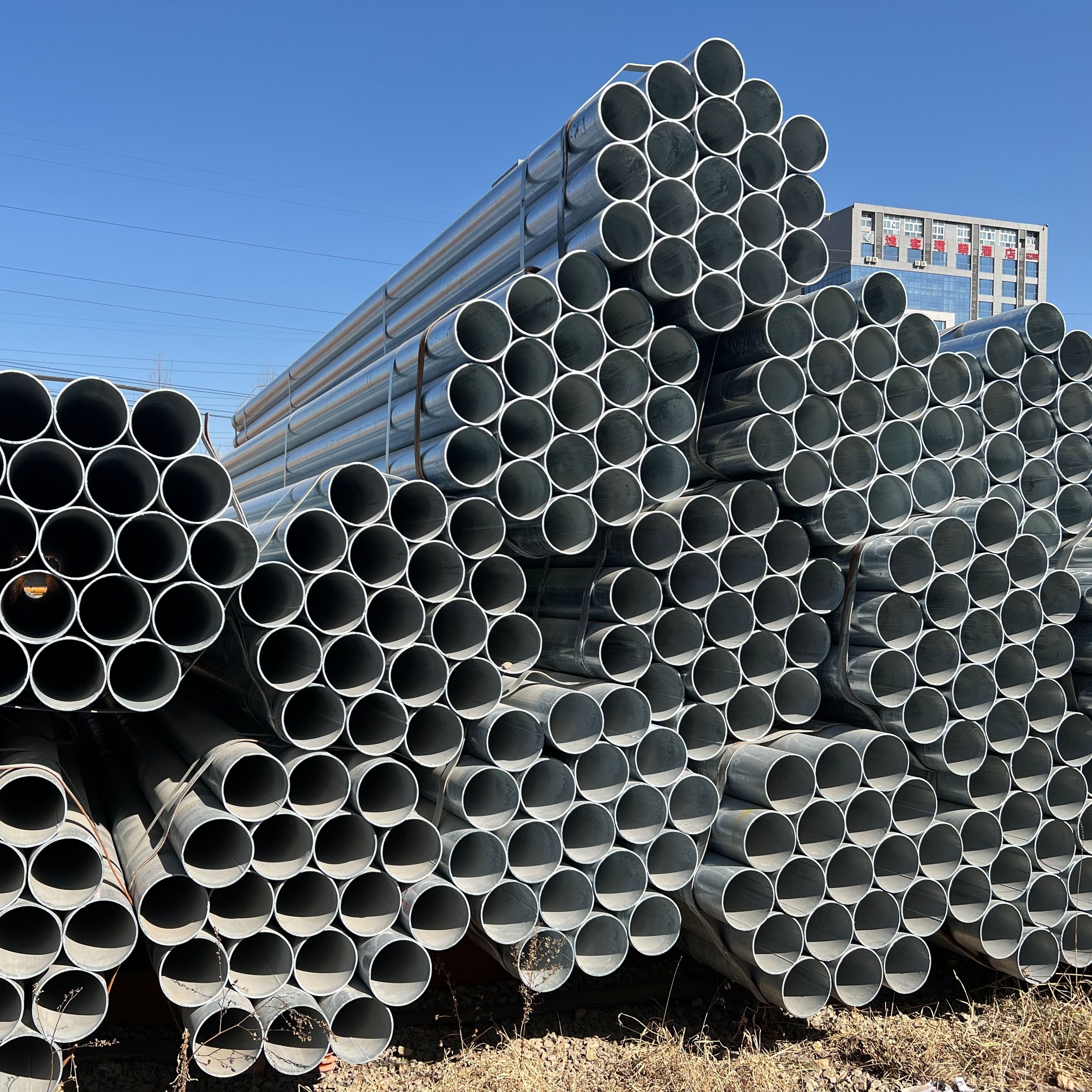 Q235 Hot Sales 12 galvanized culvert pipe cold rolled galvanized seamless steel pipe