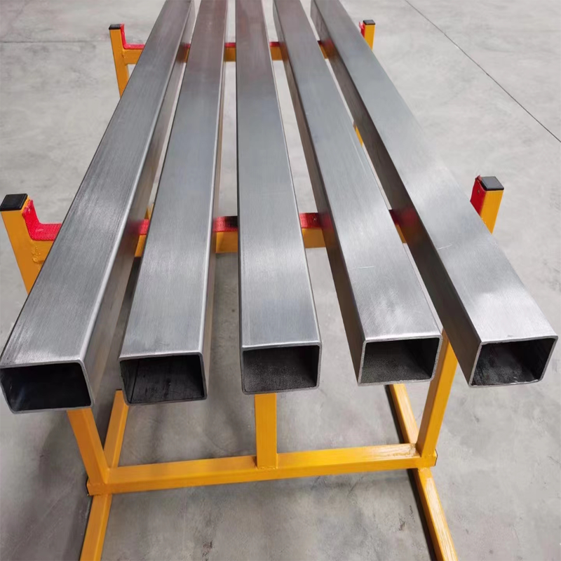 Non standard customized GR5 titanium alloy square tubes for the construction industry