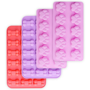 Bpa free food grade silicone Silicone baking cookie cake moulds Non-Stick Puppy Dog Paw Bone Shape Chocolate Molds