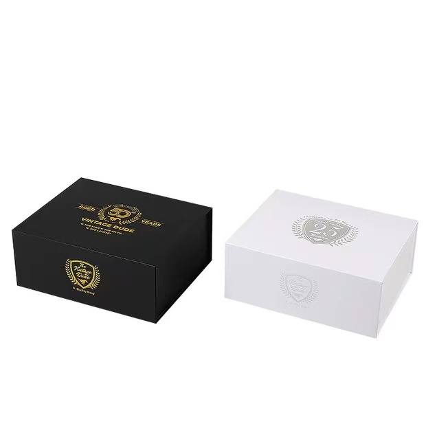 Wholesale Custom Logo Packaging Elegant  White Black Small Cosmetic Box Magnetic Paper Gift Boxes for Skincare Packaging