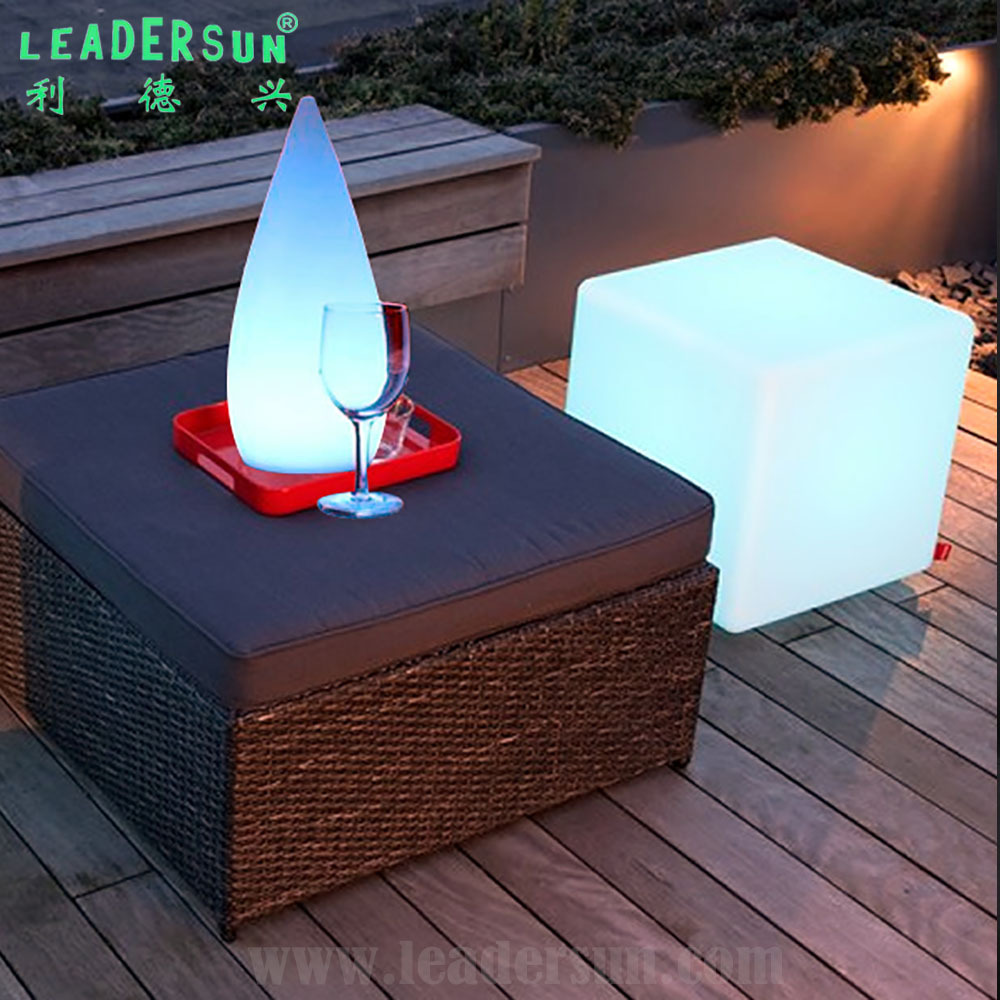 Intelligent Waterproof IP68 Light up Colorful 35cm 40cm 43cm 50cm 60cm Chair Remote Control Plastic LED Cube with Battery