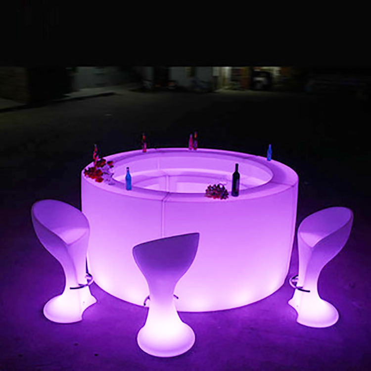 Leaersun 2023 Plastic New Bar Counter Plastic Glowing Bar Nightclub Furniture Illuminated Round Bar Counter