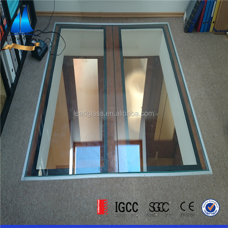 High Quality Tempered Toughened Double Triple Pane Laminated Sandwich Glass in 20mm 40mm Price / Rates For Building Floor Panels