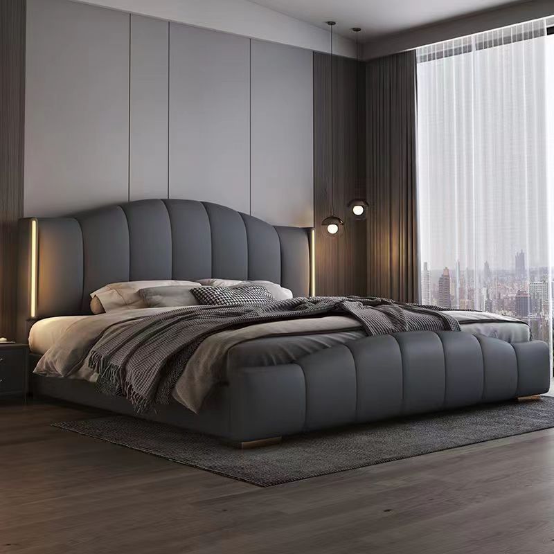 Italian Style Luxury Leather Art Bed Bedroom 1.5m / 1.8m Double Bed Modern Luxury Big Wedding Room Bed