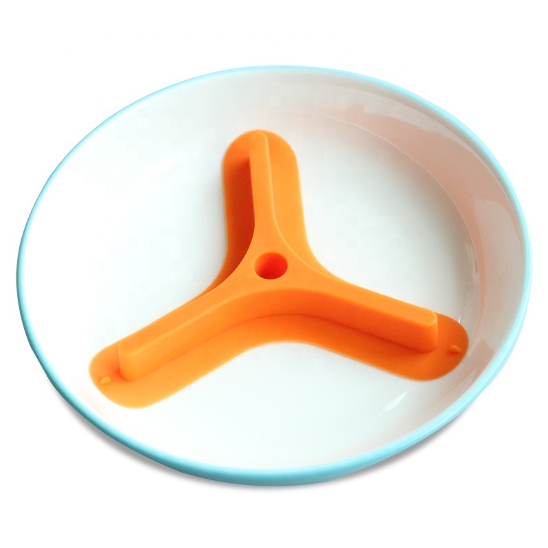 New Creative Tableware Supplies Silicone Food Separator Sorting Sucker and Food Divider plate