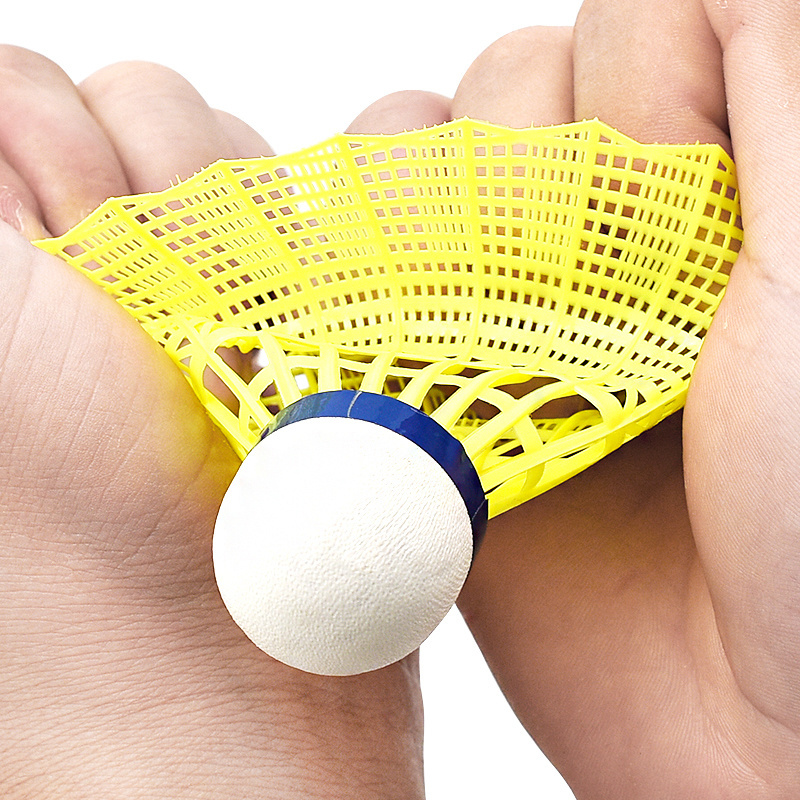 2024 New Arrival WHIZZ  6pcs super durable  white/yellow nylon badminton shuttlecock