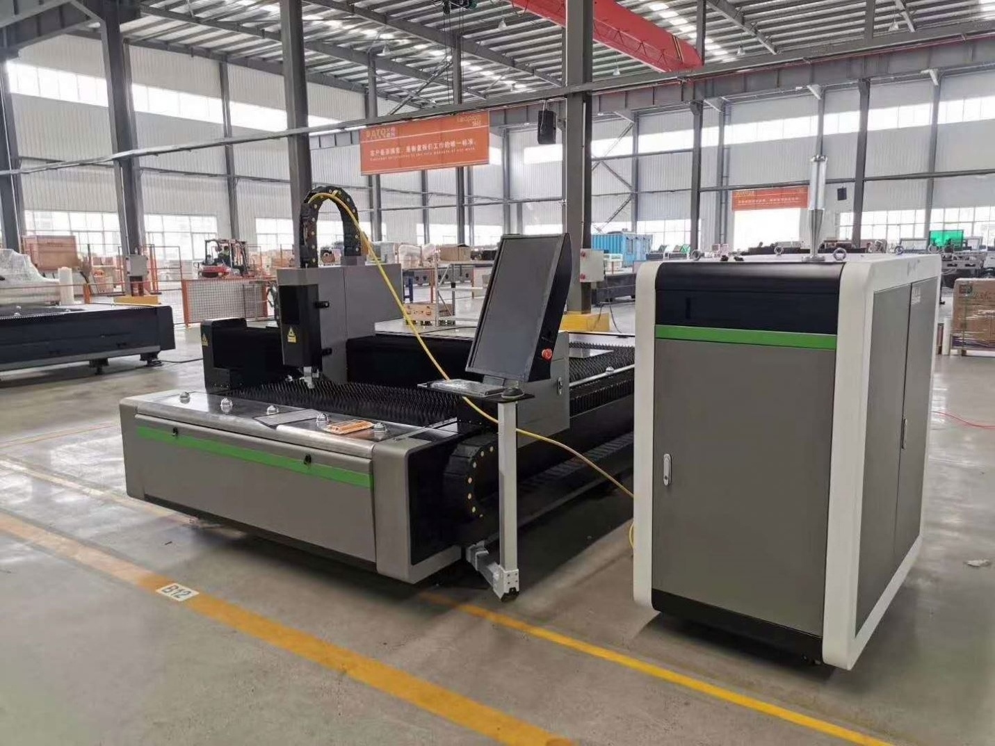 Laser Cnc Cutter 3015 4020 6020 1kw/2kw/3kw Fiber Laser Cutting Machine Cnc Fiber Laser Cutter Machine From Hatuo