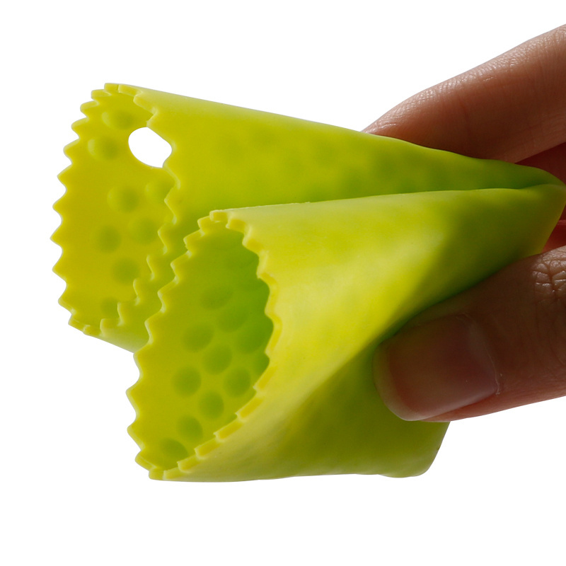 Leatchliving Reusable BPA Free Magic Silicone Garlic Peeler Press Tube Garlic Roller