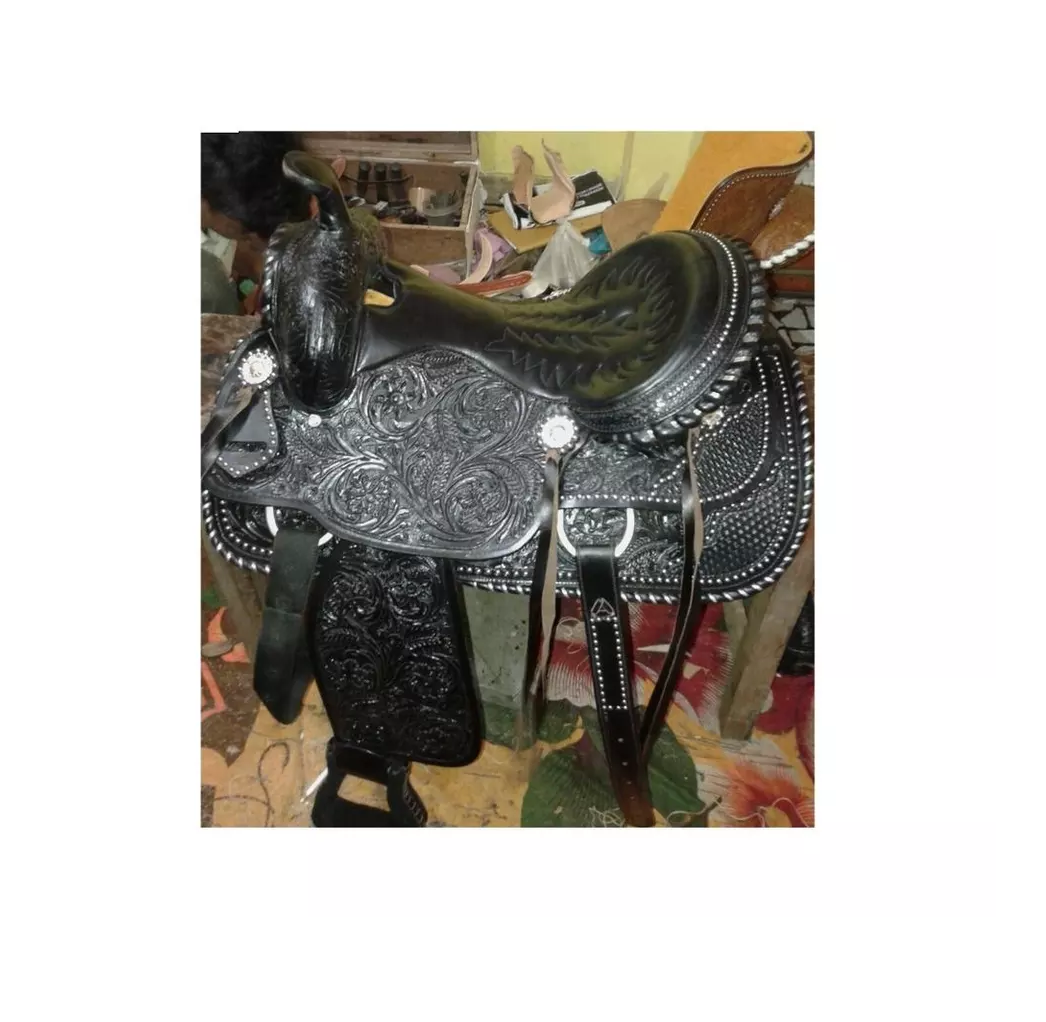 Factory Price Genuine Leather Western Saddle Pad Trendy Designed Horse Racing Breathable Saddle Pad For Sale