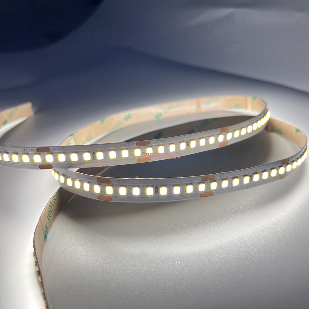 High Bright SMD2835 DC24V 160lm/w 6.5w/m Flexible Warm White 4000K 6500K Led 2835 Led Strip Light