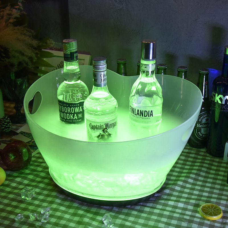 New design clear big capacity beer cooler  plastic wine beer white transparent led ice bucket in pp With Handle champagne bucket