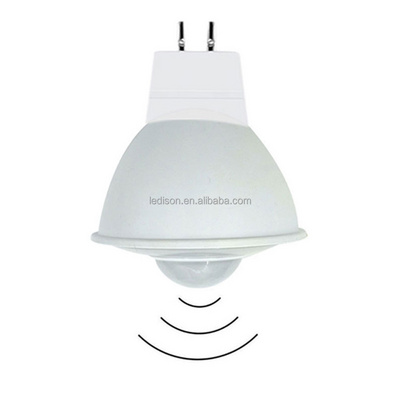 Human Infrared Sensor Light Bulb MR16 GU5.3 LED 2 Pin 4W 12V AC DC Public Area PIR Light Courtyard Garden Garage Night Light BestSuppliers