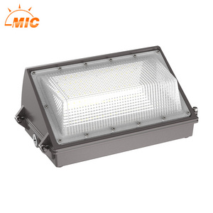 Factory Economical Outdoor LED Wall Lamps 25W 50W 75W 100W 120W Walkway Wall Lamp IP65 wall pack LED light