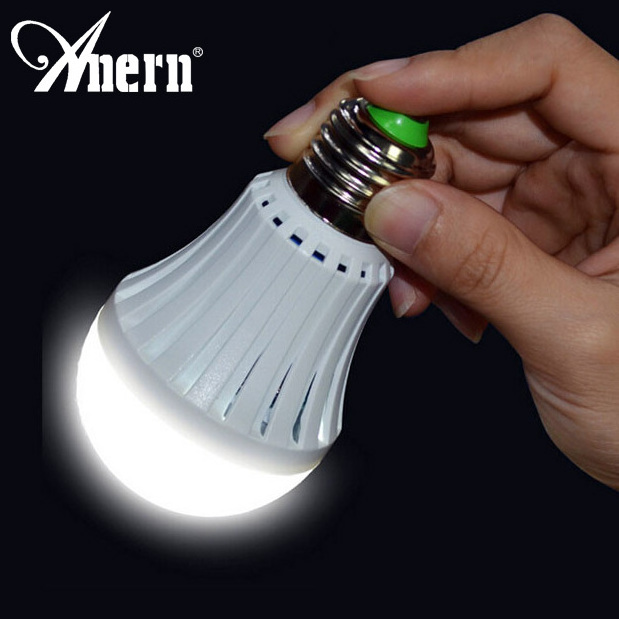 Super bright 9 watt emergency rechargeable led light bulb