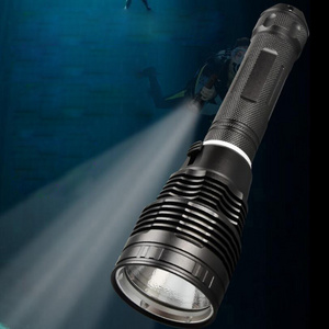 XHP70 Diving Powerful Led Flashlight 2000LM Underwater 100m White Light Torch/