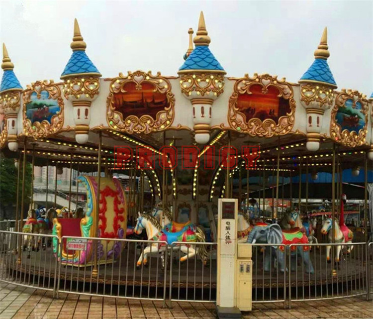 Antique European Fairground Merry Go Round 36 Seats Children's Large Carousel Horse Ride for Sale